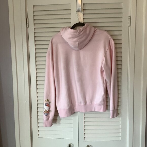 Hello Kitty sweatshirt women's medium pink "Hello Kitty and Friends Go Camping" - Picture 4 of 7